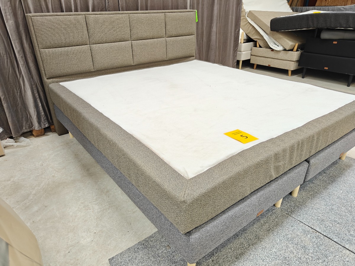 SÖVNN Kontinentalseng - 180x200 - med gavl