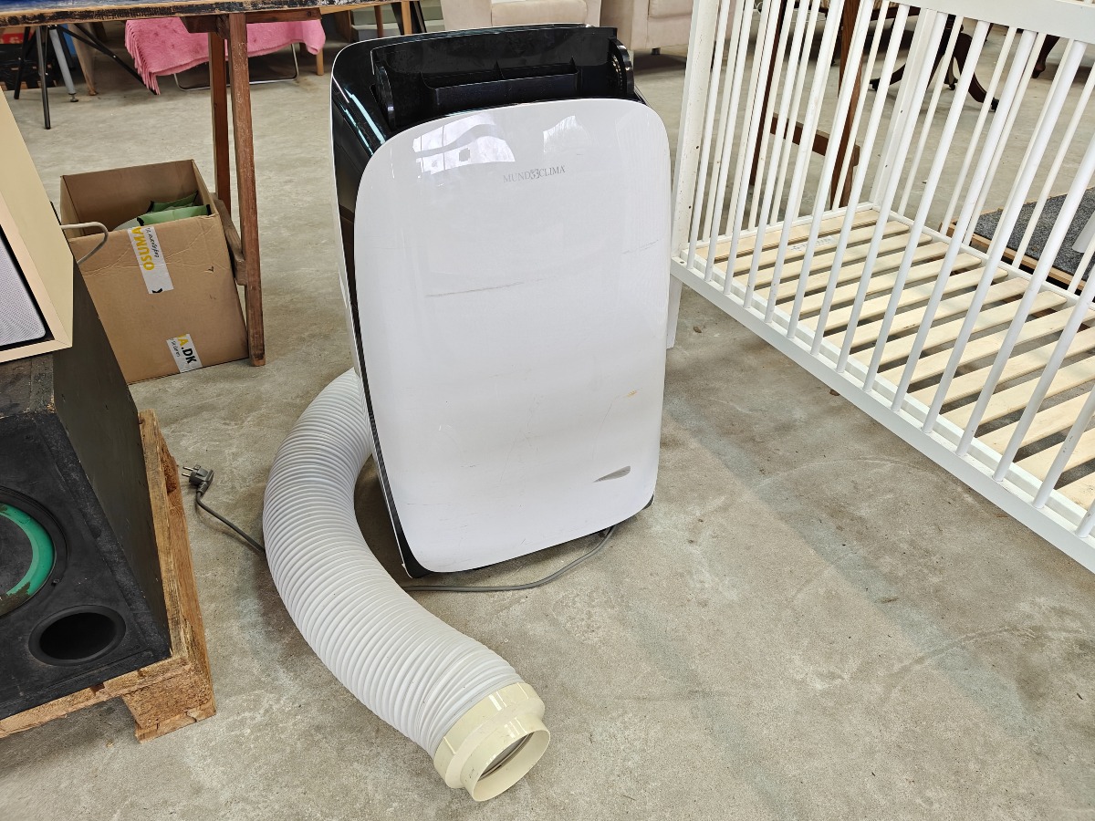 Mundoclima air conditioner Model MUPO-09-H6