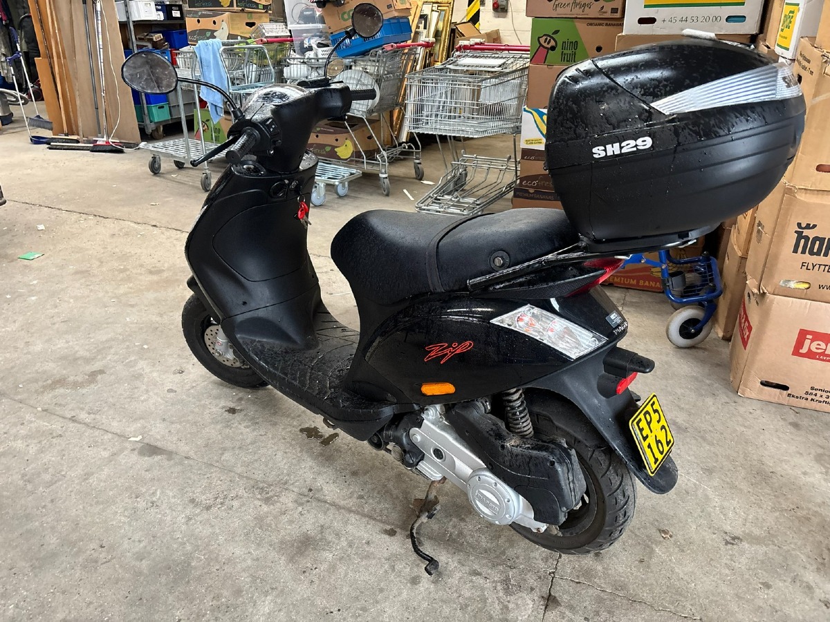 Piaggio Zip 50 E4