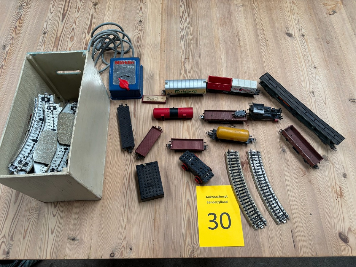 Samlesæt med Marklin modeltog & tilbehør