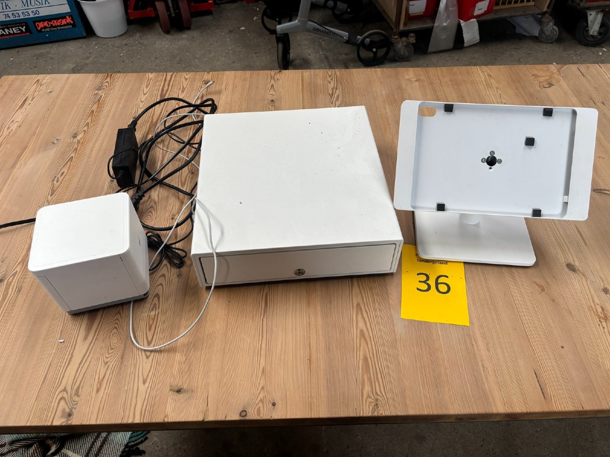 Kasseapparat system med printer, mm