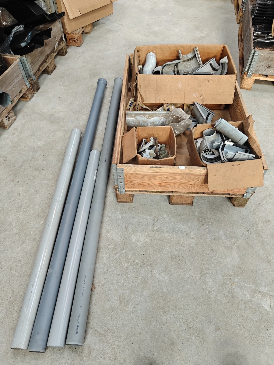 Tagnedløb bøjninger og rør grå