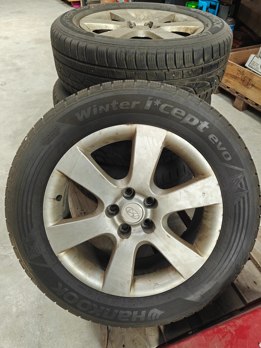 4 x fælge med dæk. 235/60R18 103H