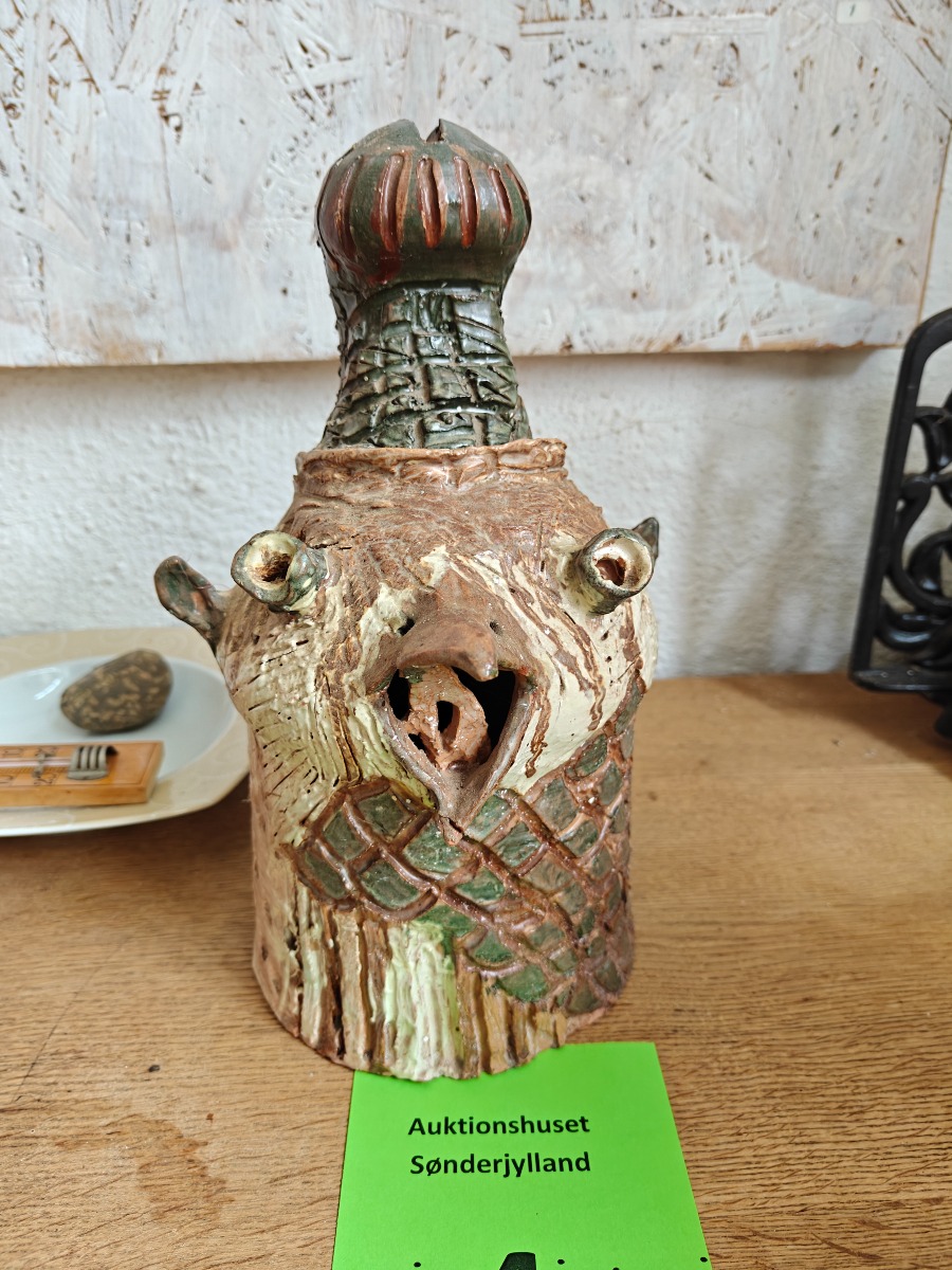 Marianne Permin. Fuglehoved