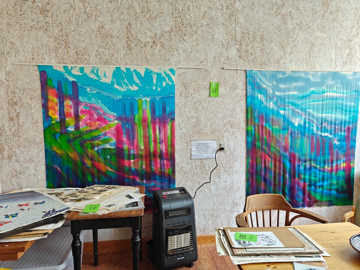 Marianne Permin. Bemalet silke