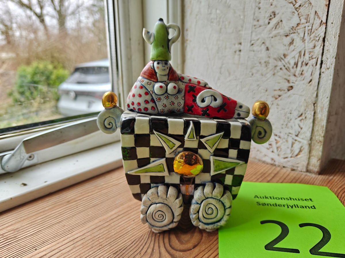 Ubk. kunstner. Liggende kvinde