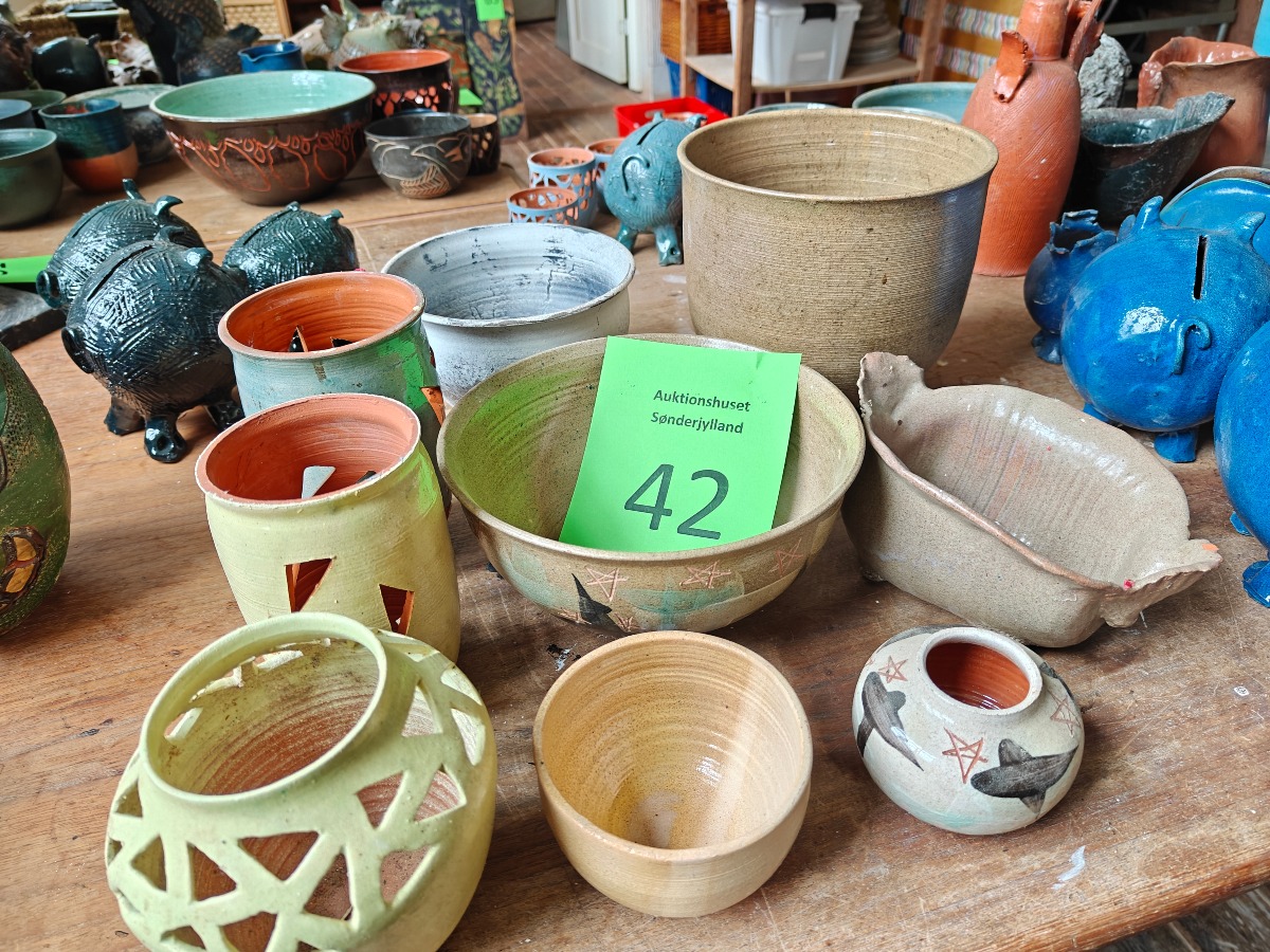 Marianne Permin. Keramik i lyse toner (9)