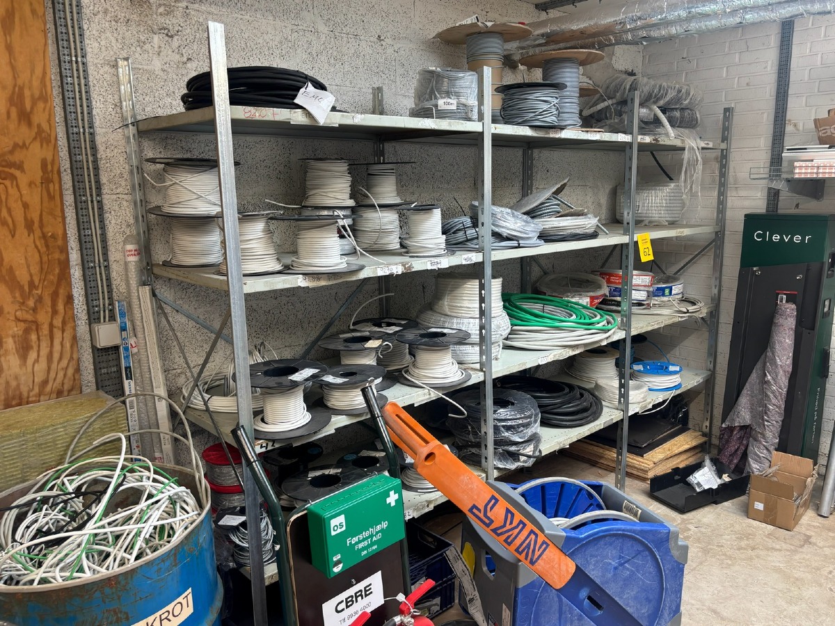 3 fags værksteds / lagerreol (Uden indhold)