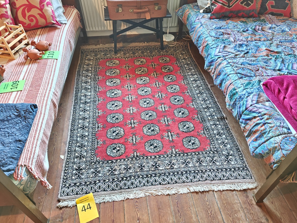 Afgansk tæppe 180 x 120 cm. 