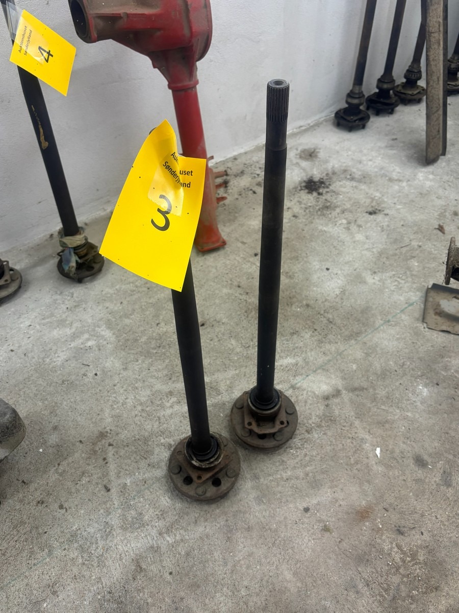 2 stikaksler 5 huller 5 x 120 73 cm høj umiddelbart Kadett C GTE