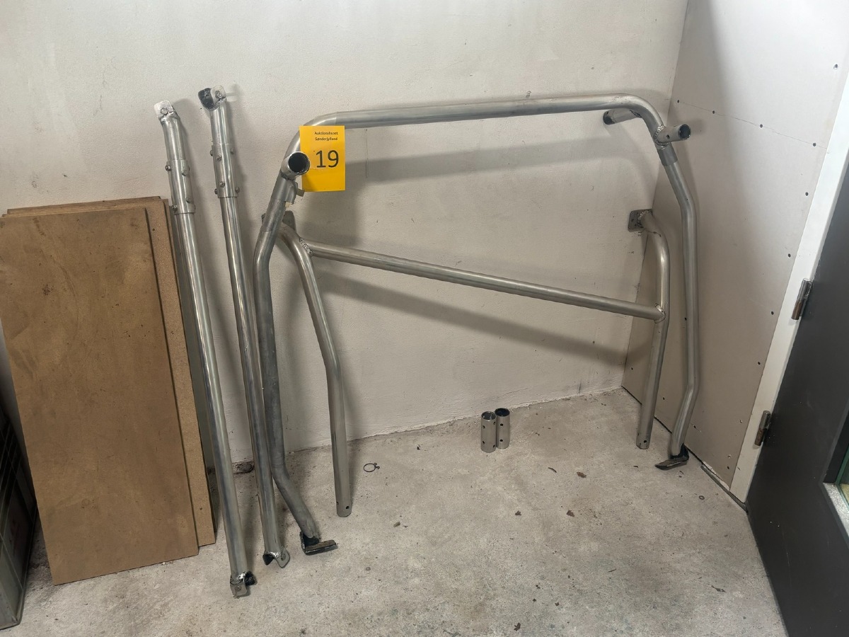 Opel Kadett C bur ikke komplet