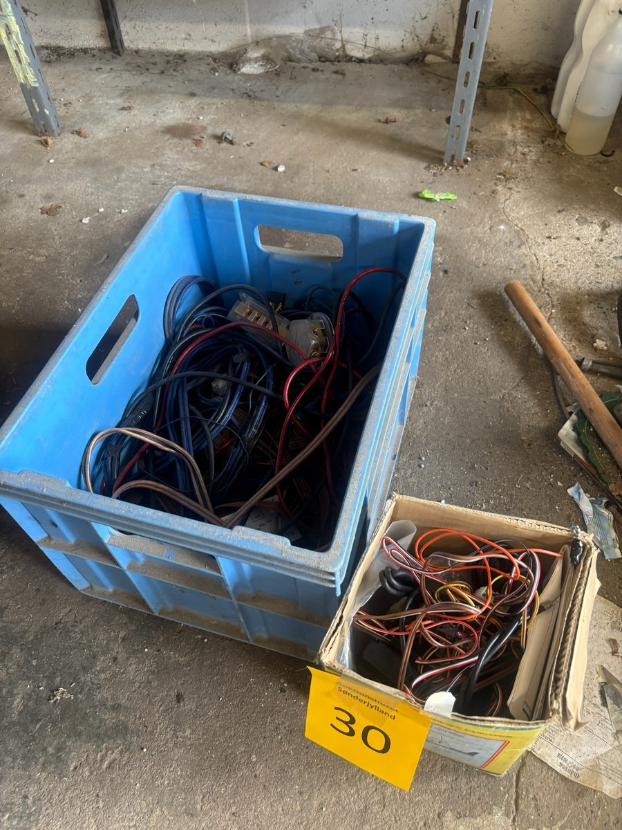 Fartpilot, ledning til HIFI