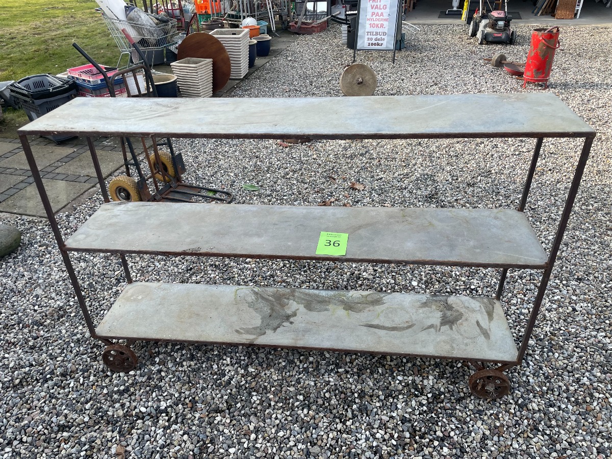 Udstillingsvogn på hjul