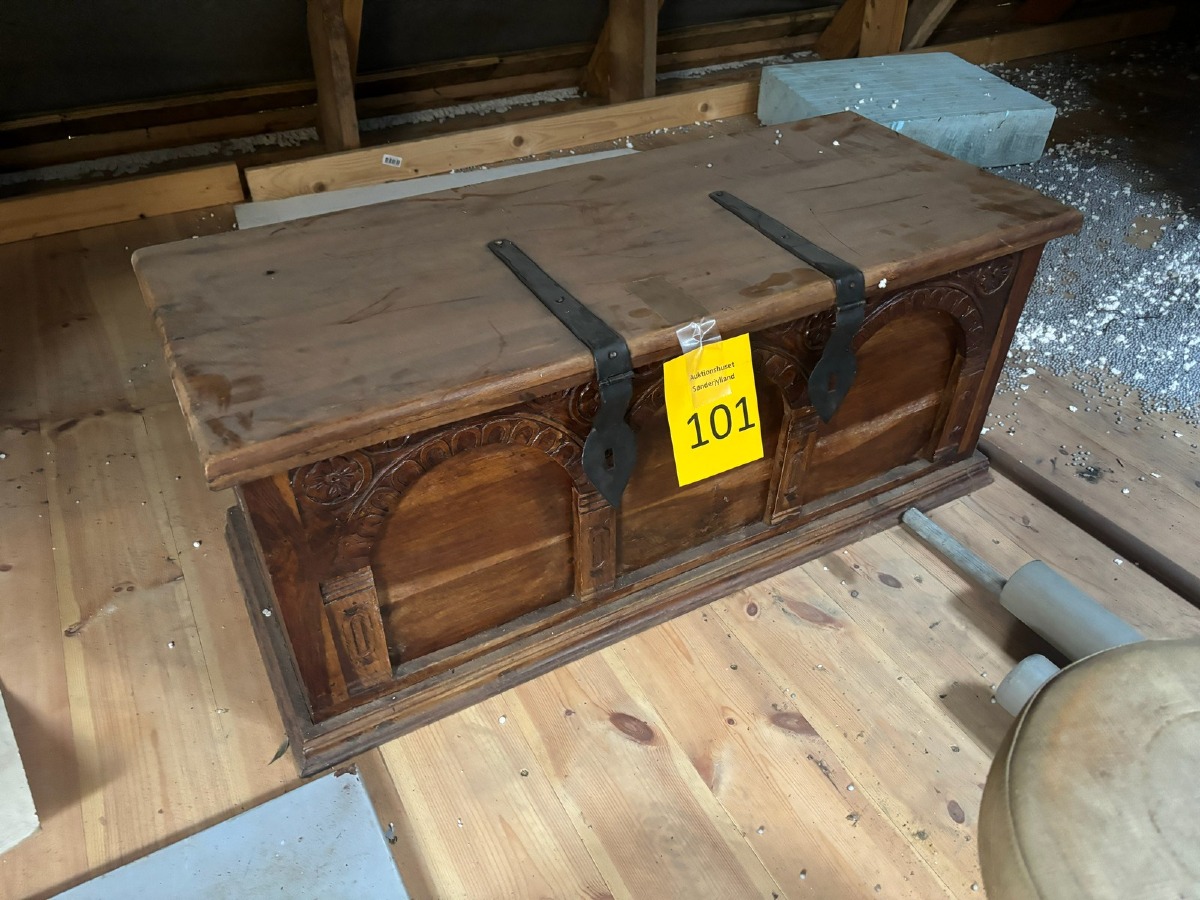 Trækiste / opbevaringskiste i træ