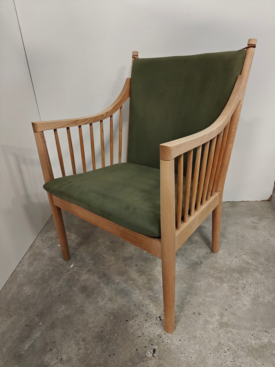 Hans J. Wegner PP105. 