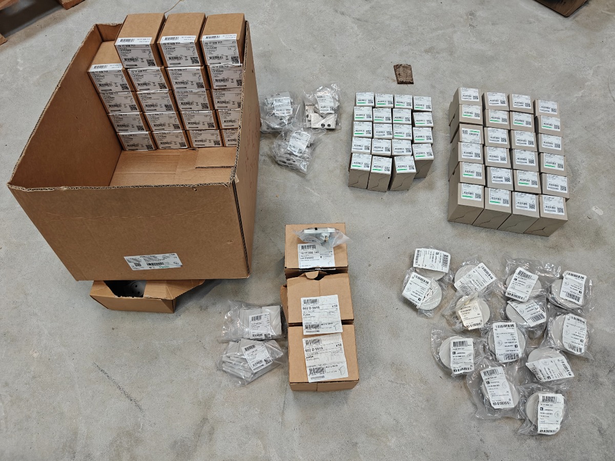 Parti LK Afdækning & lampestik