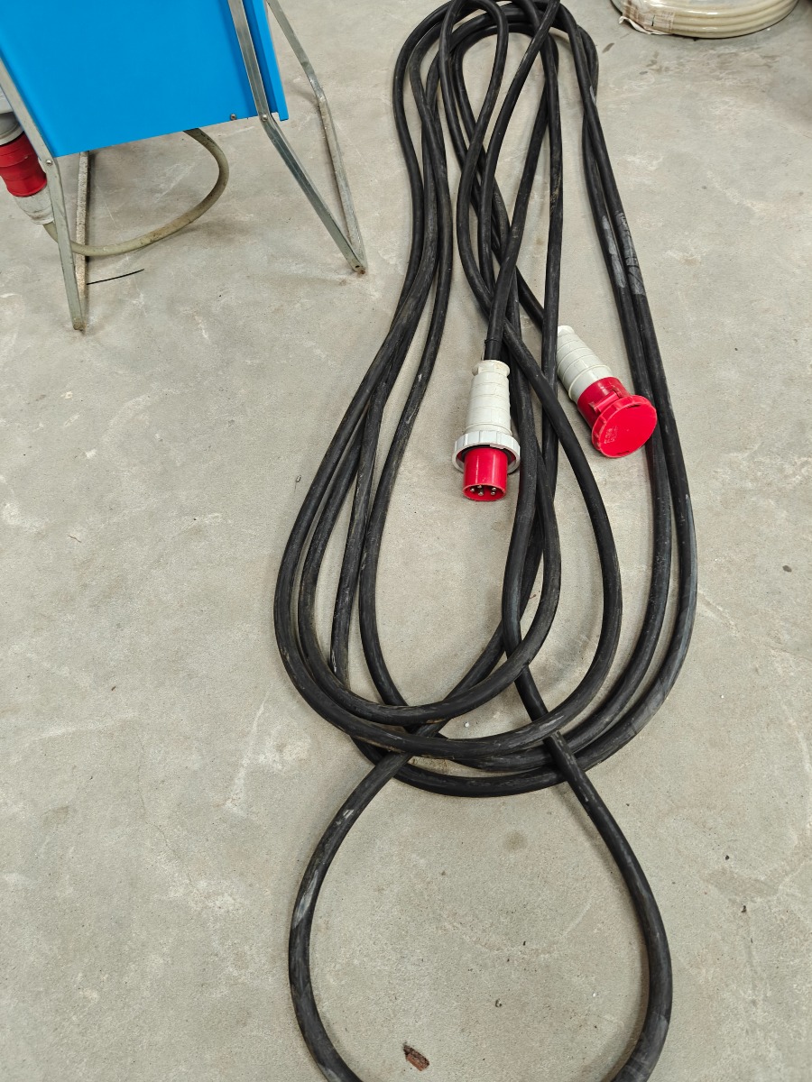 Kraftig forlængerkabel 63 amp stik