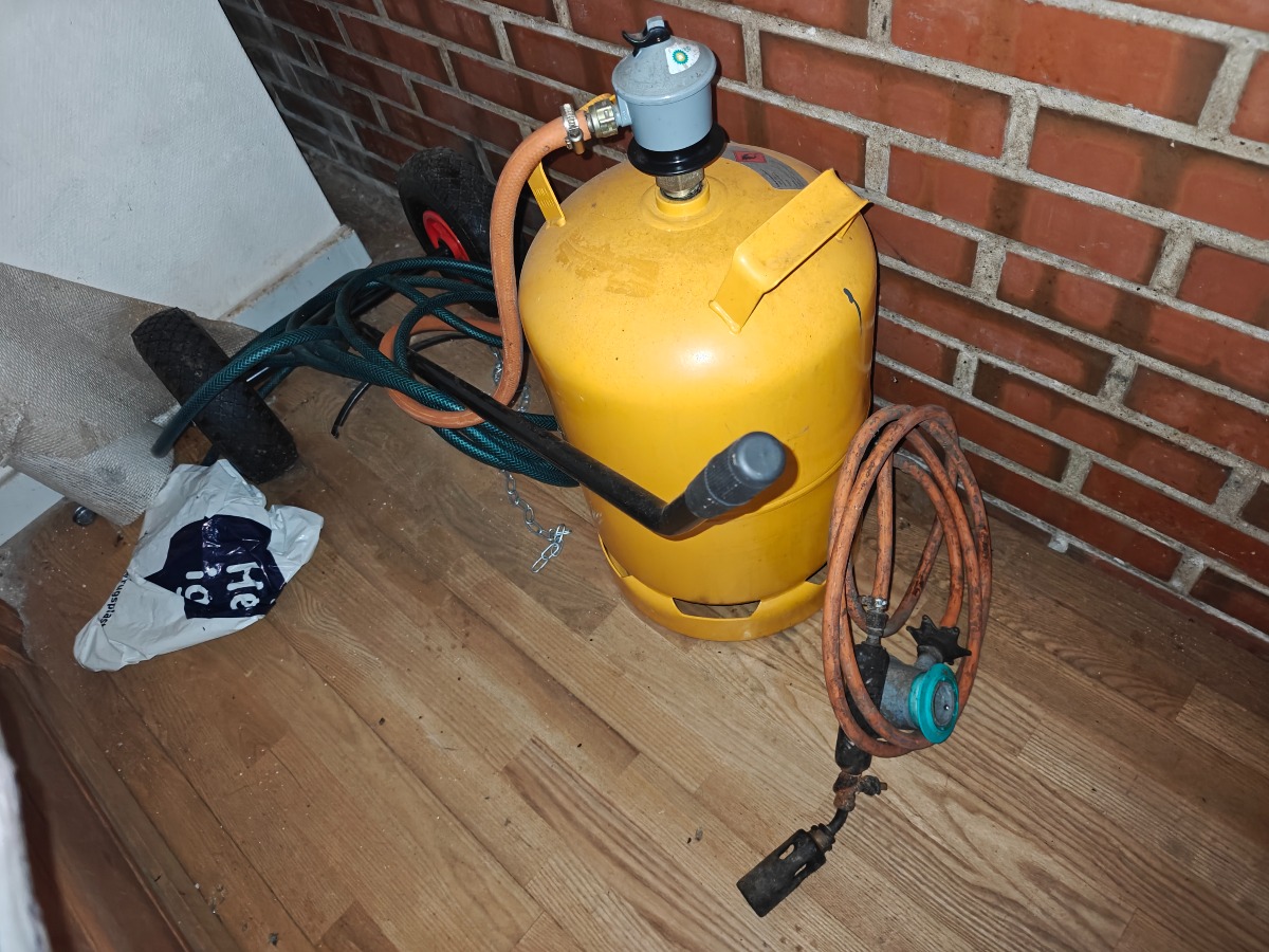 Ukrudtsbrænder m/gasflaske & vogn. 