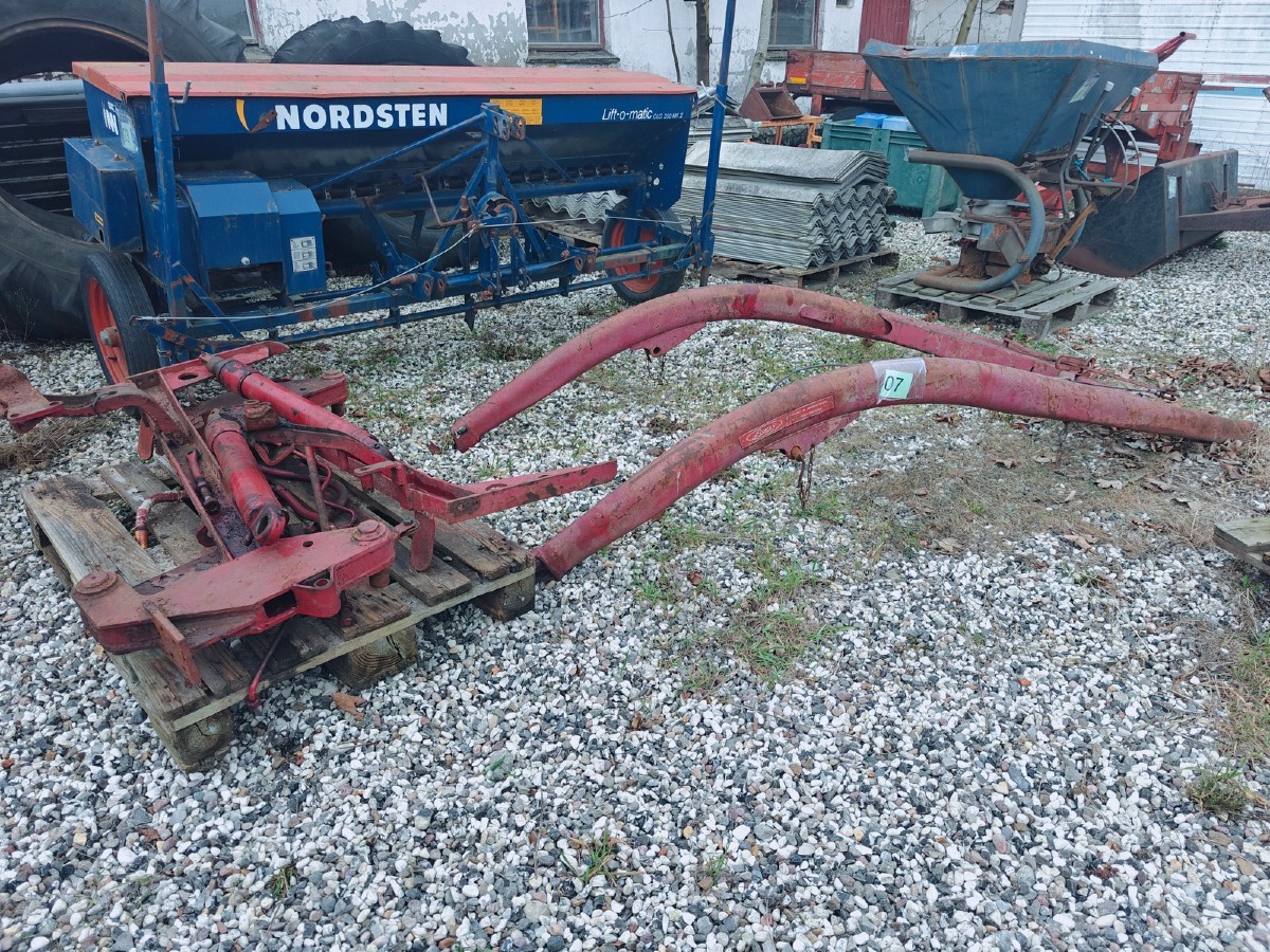 Frontlæsser. Mrk Baas. Fra IH traktor. 