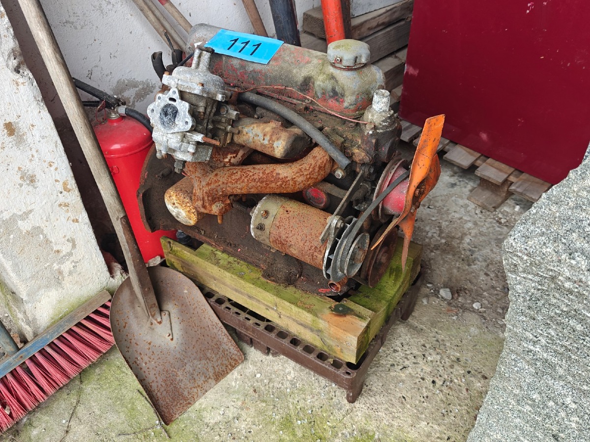 Motor. Til Volvo B18. 