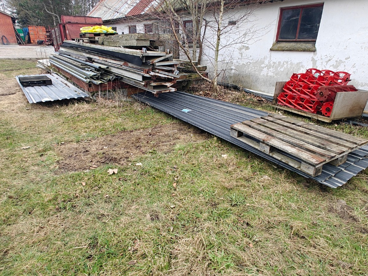 6 Ståltagplader. Sorte. Ass længder.  