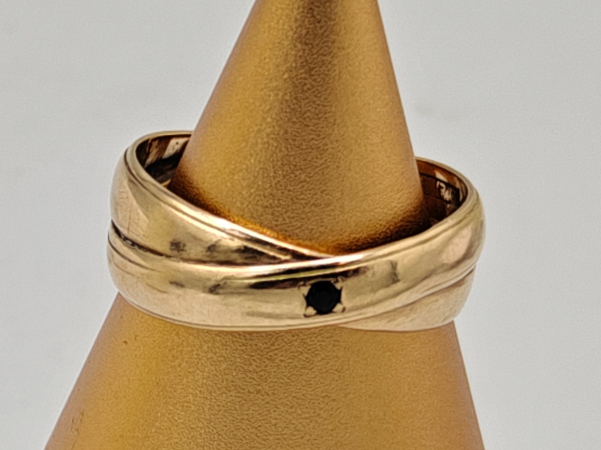 Guldring 14 karat med sten