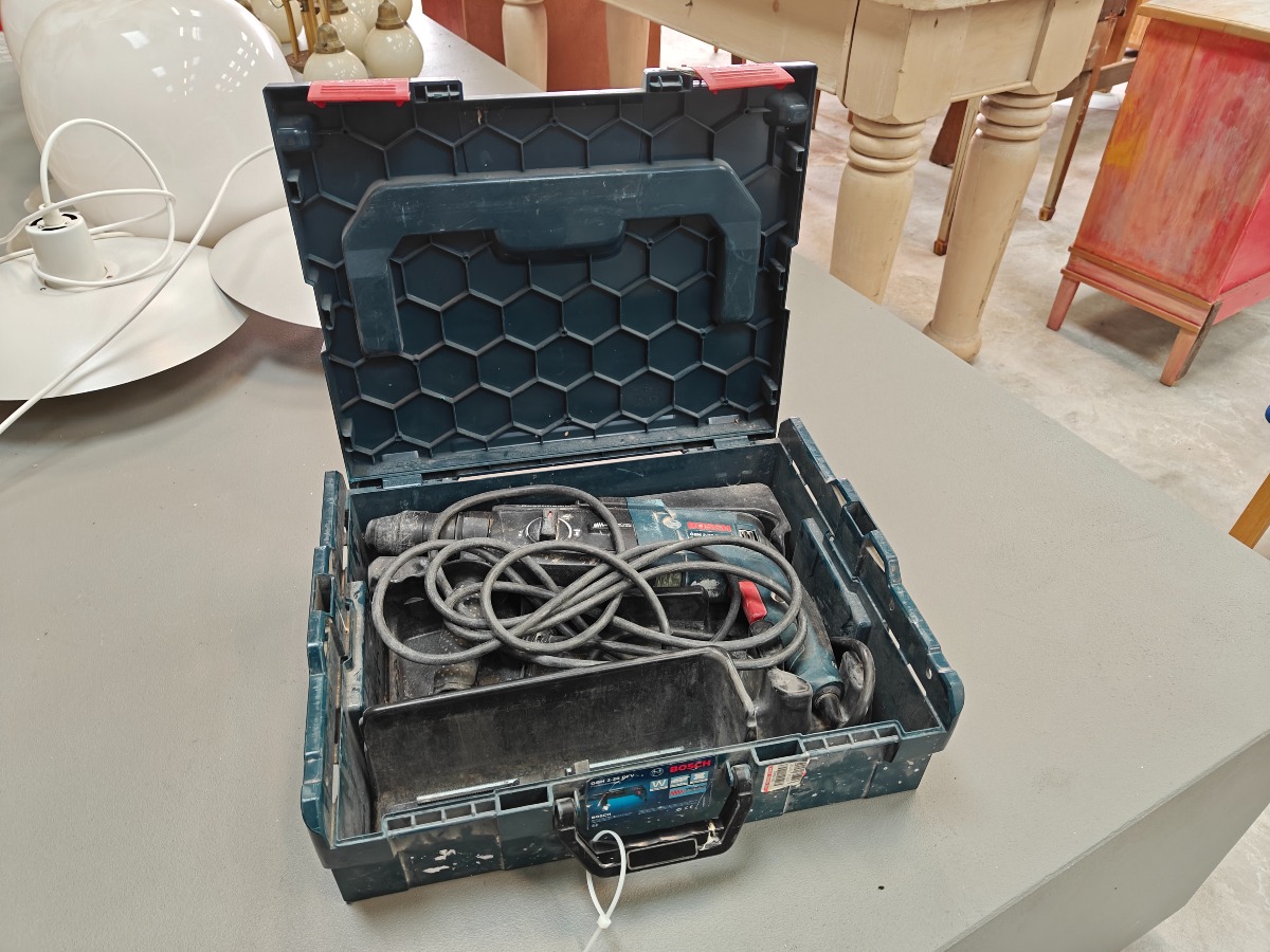 Bosch Prof. GBH 2-28 DFV borehammer. 