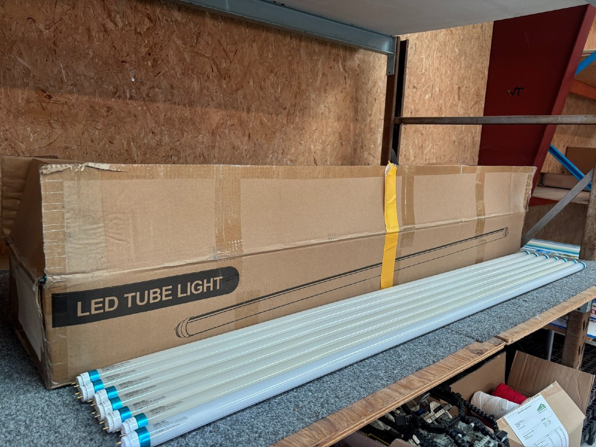 50 stk. T8 - 150cm LED rør (Ubrugt)