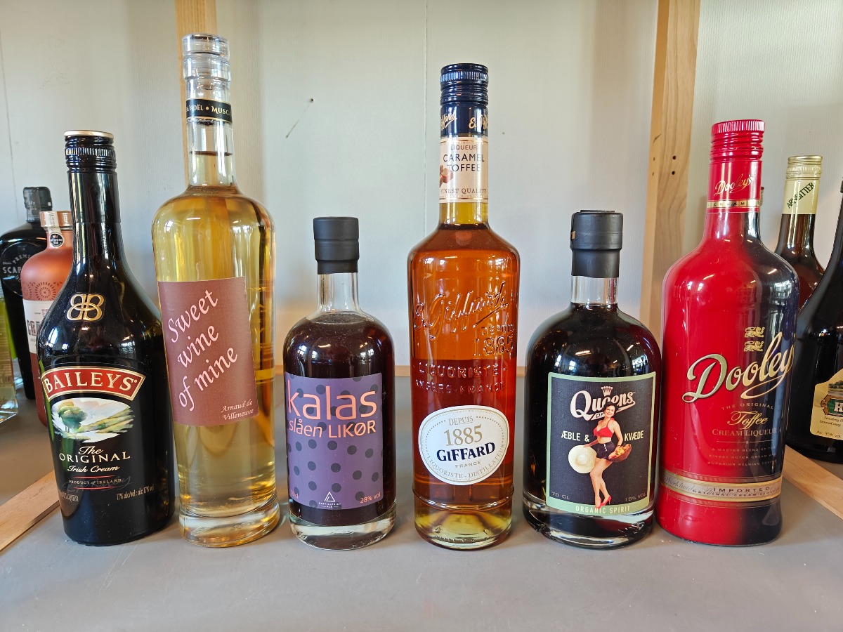 Forskellige likører (6)