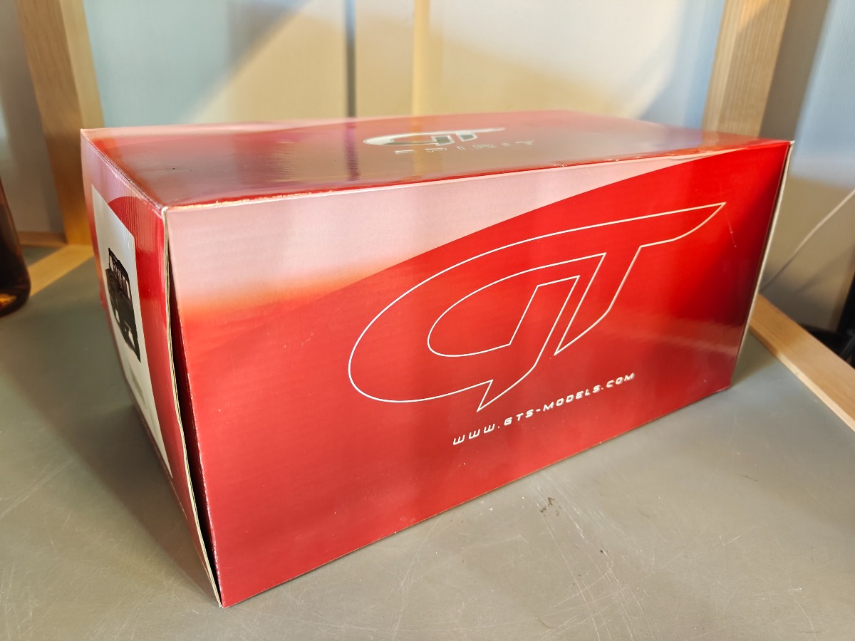 GTS Models model af Brabus 500 Skala 1:18