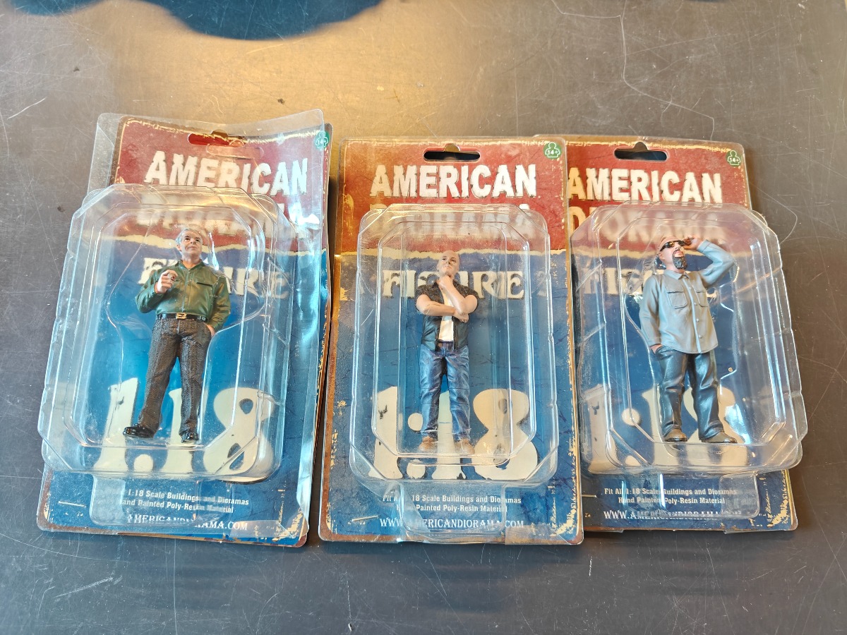 American Diorama. 3 figurer Skala 1:18