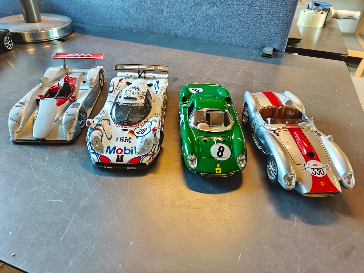 Modeller af Le Man biler. Skala 1:18