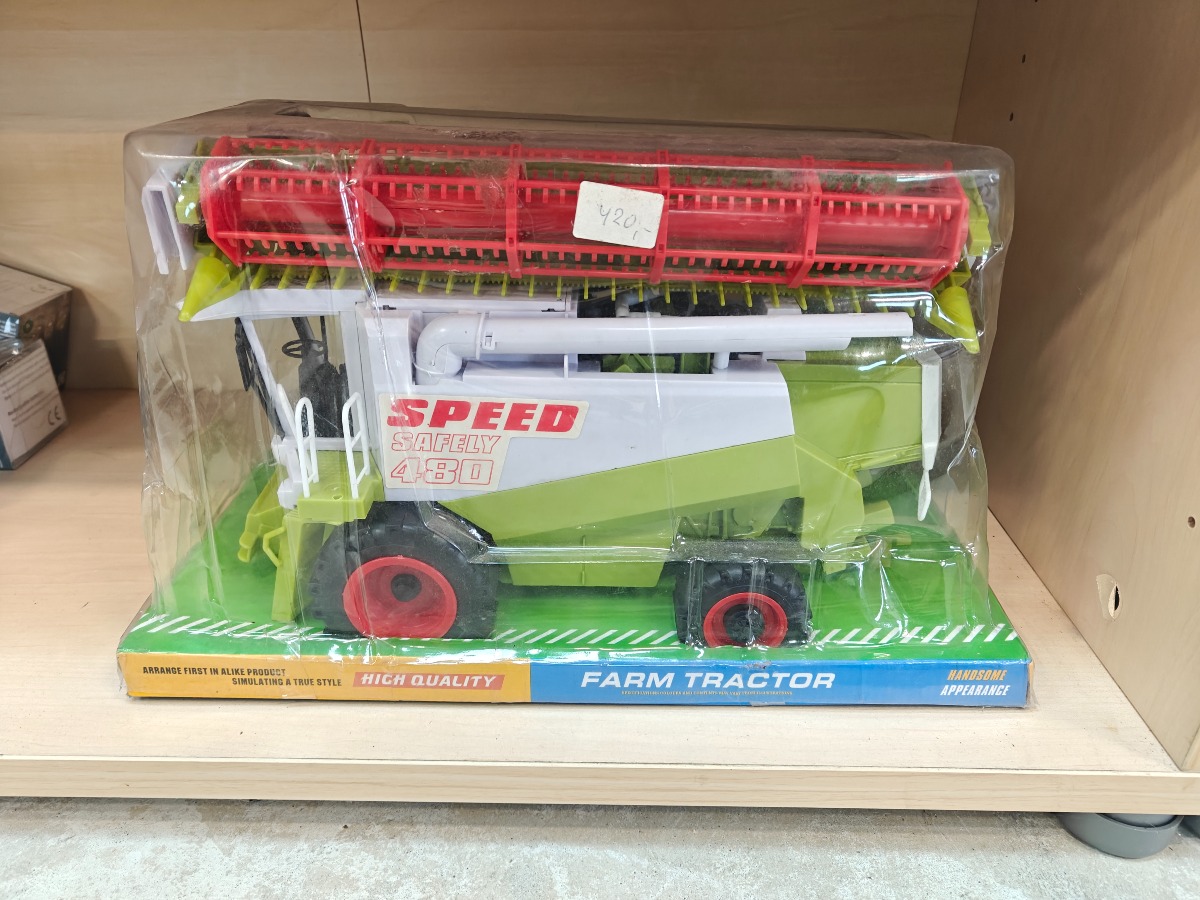 Model af mejetærsker Skala 1:18