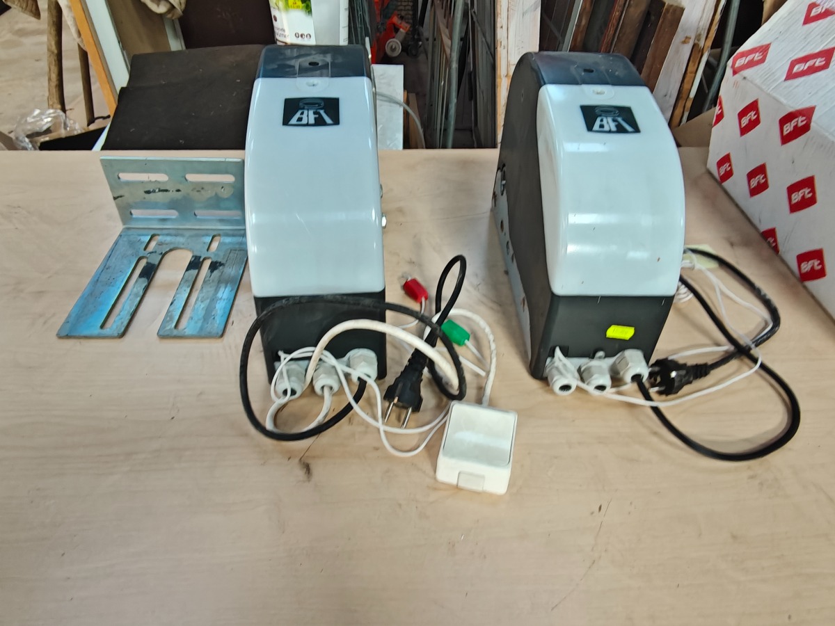 2 stk BFT portautomatik 