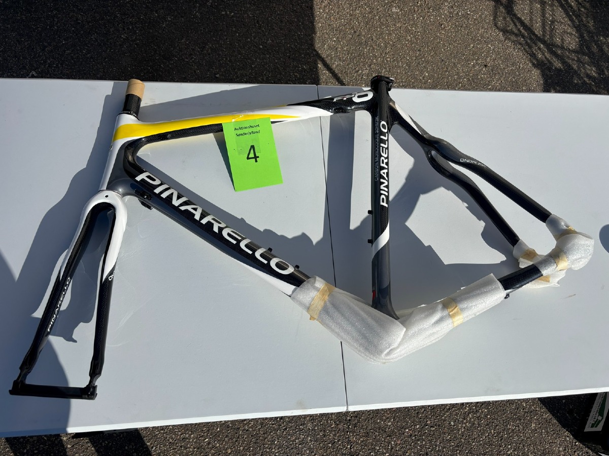 Pinarello racercykel stel med forgaffel – ubrugt