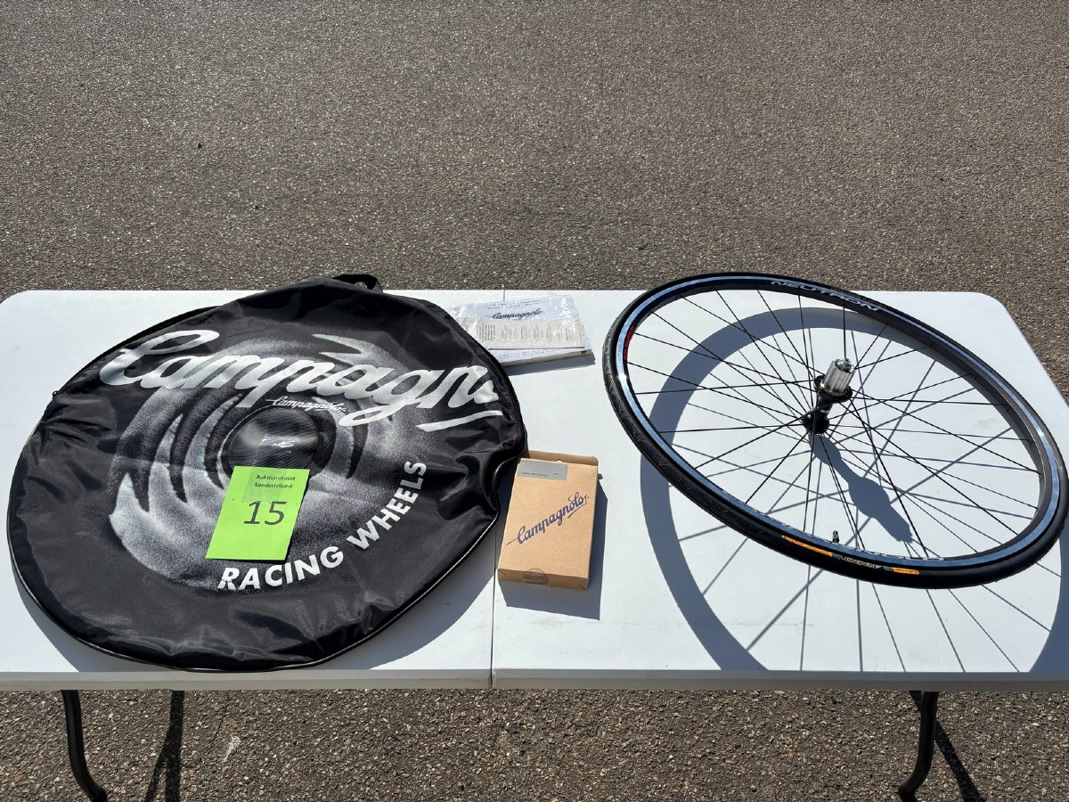 Campagnolo Neutron baghjul med taske – letvægts