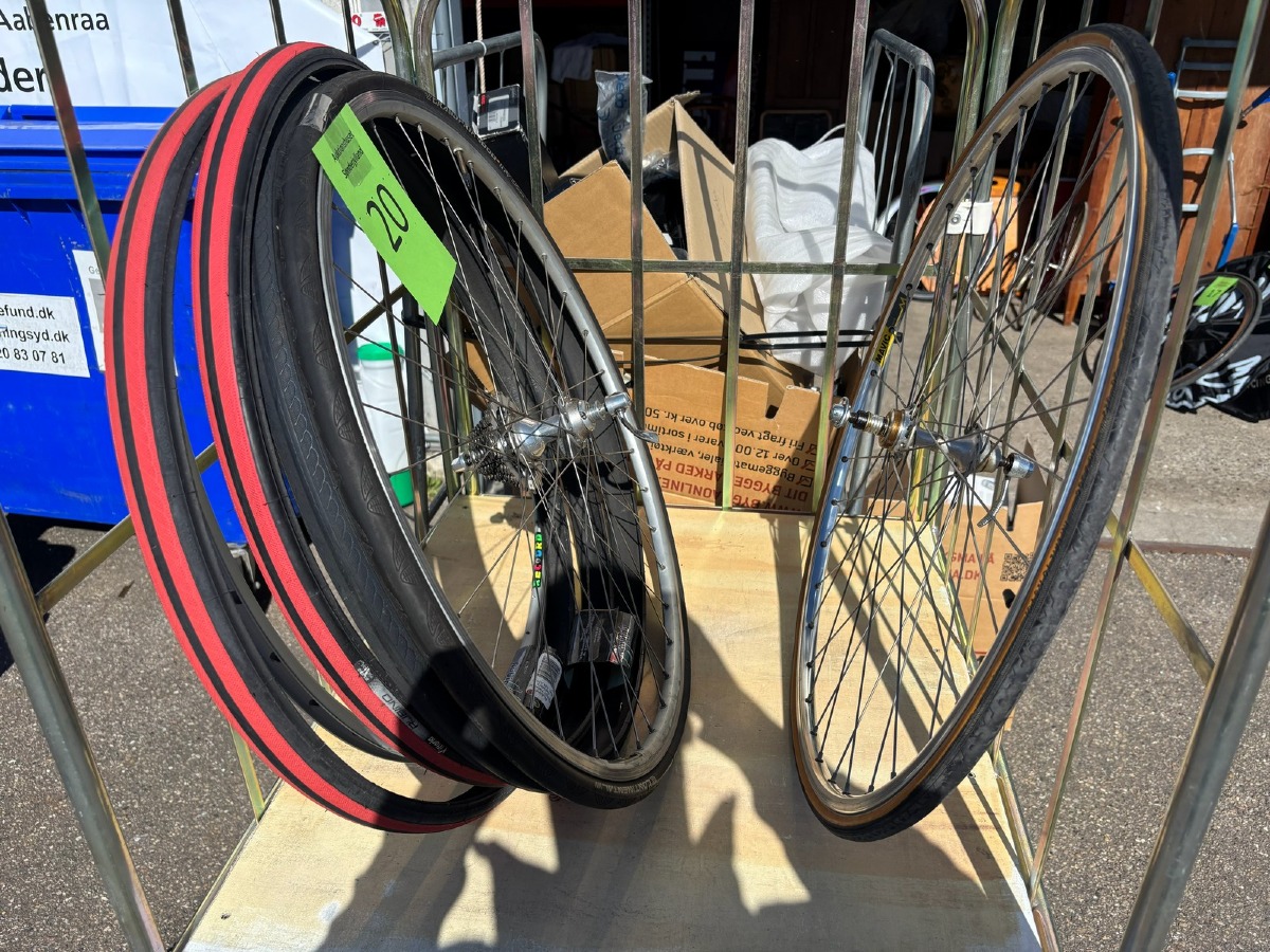 Diverse hjul, med Mavic Open Pro / SUP + dæk og ekstra dæk, mm