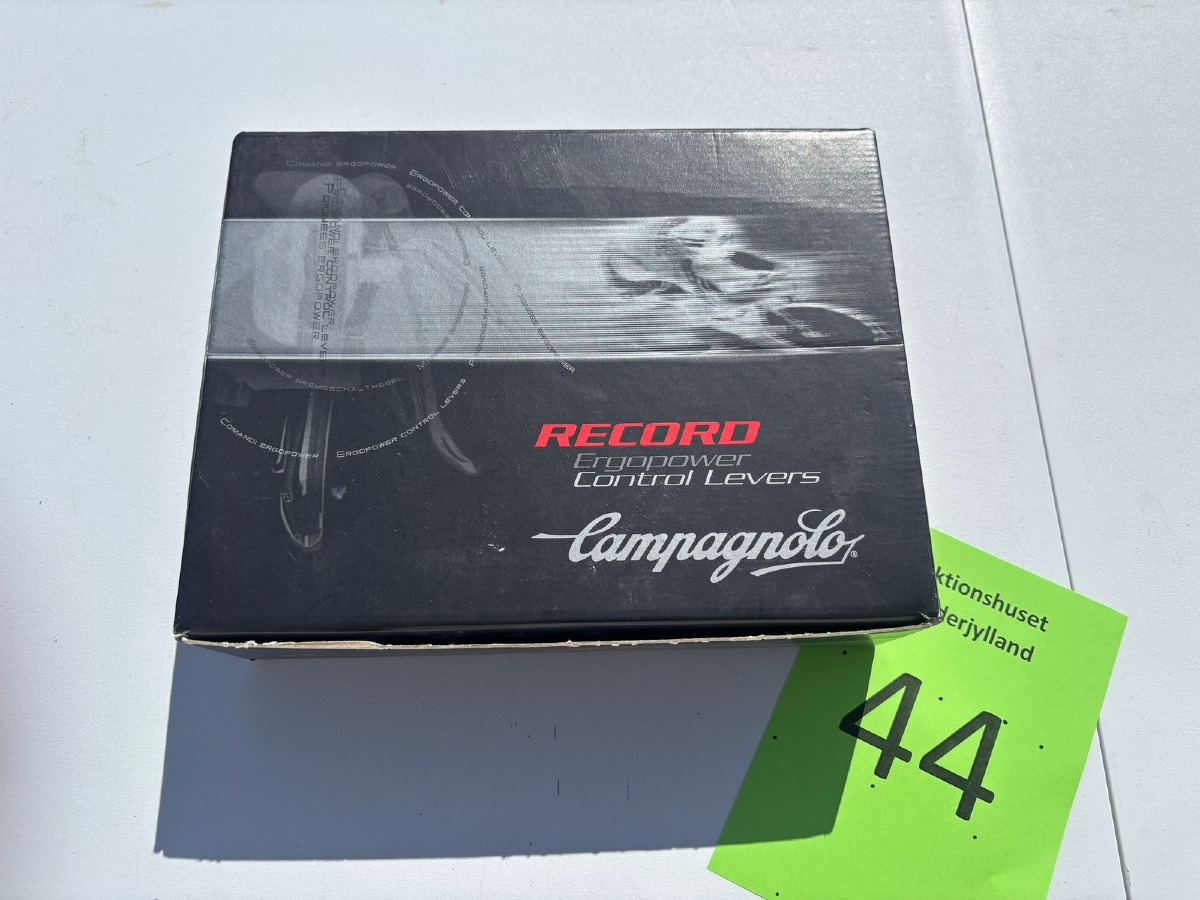 Campagnolo Record ergopower control levers (Ubrugt)