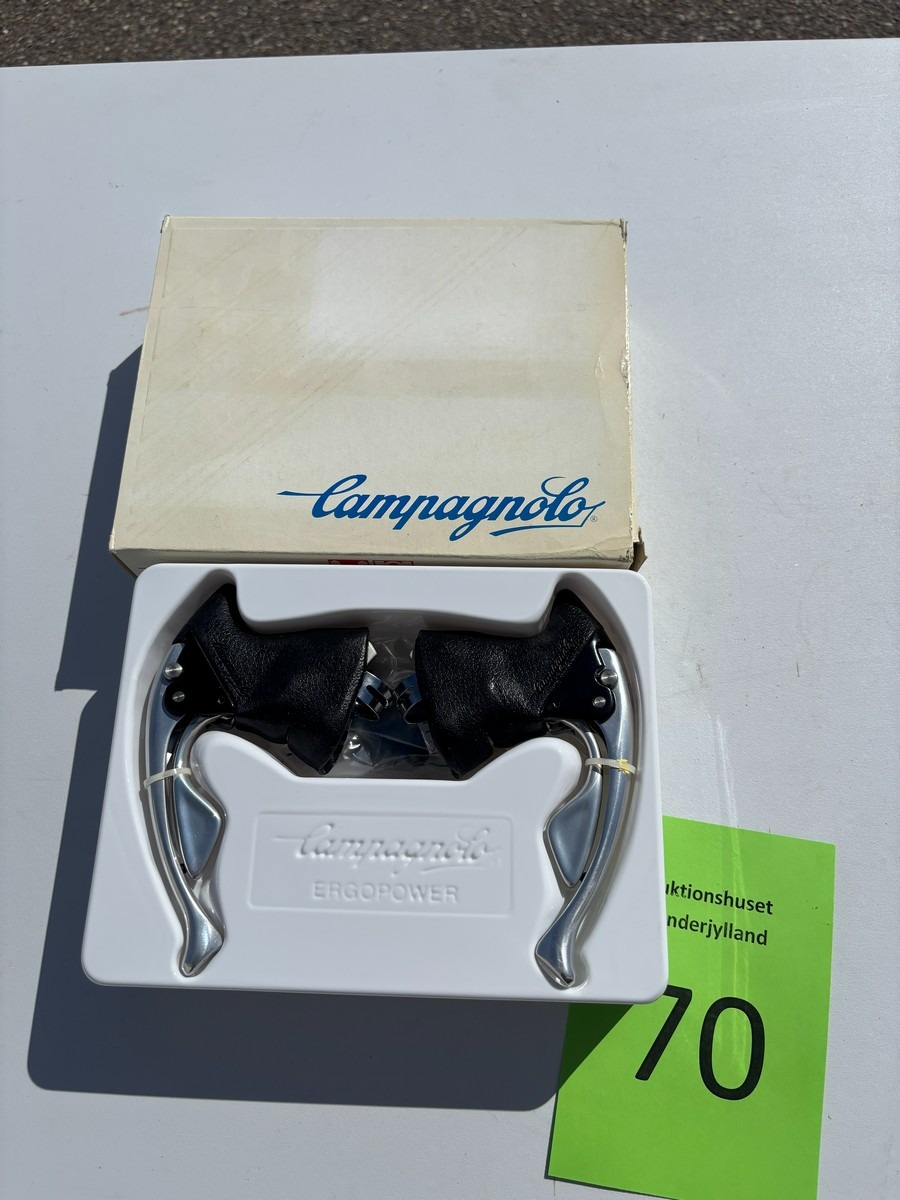 Campagnolo Record ergopower control levers (Ubrugt)
