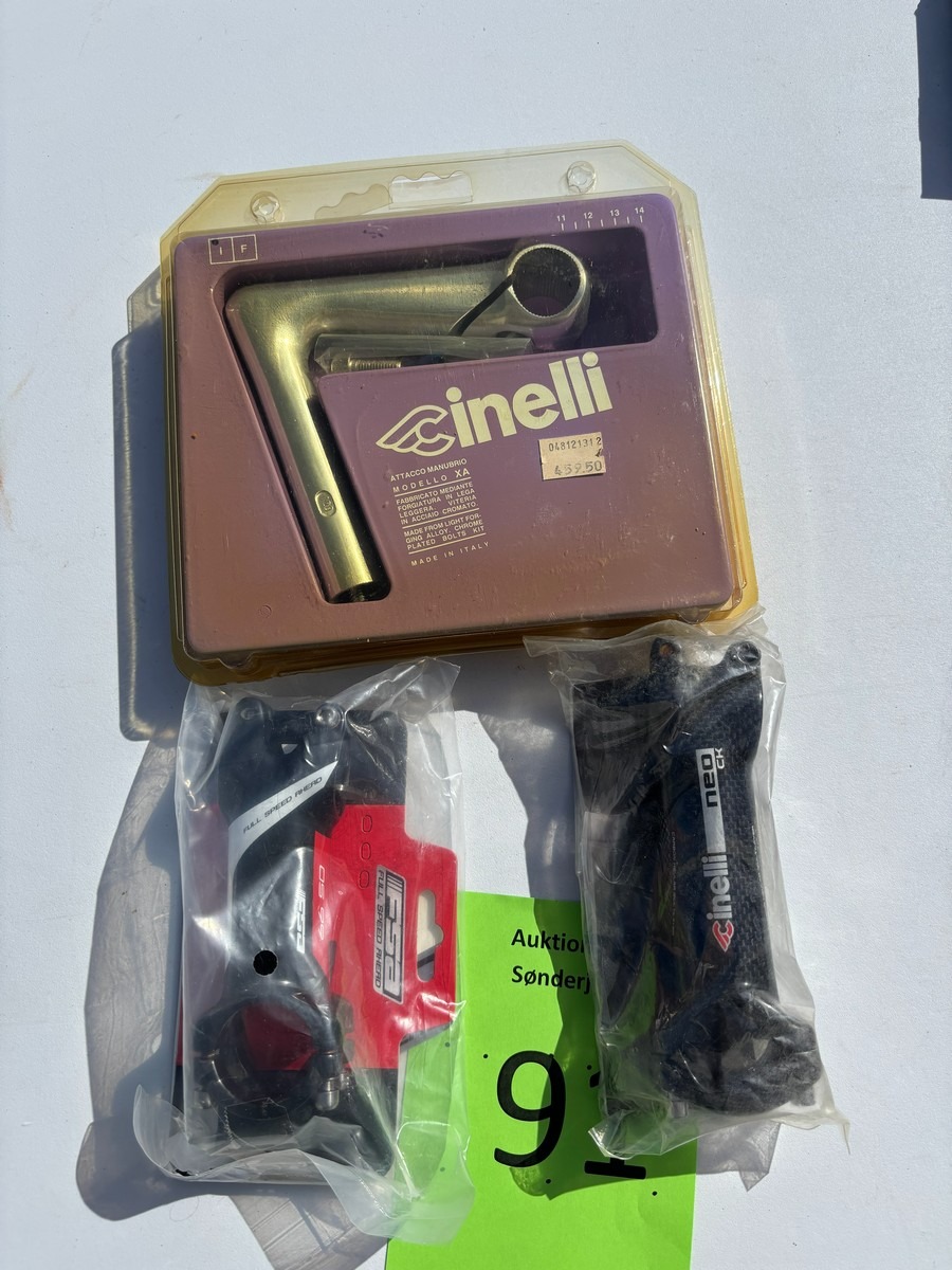 Cinelli XA frempind + Cinelli Neo carbon seatpost + ekstra dele