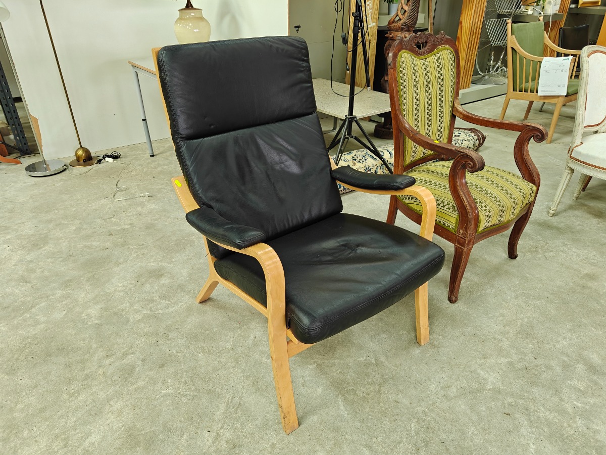 Hvilestol af formspændt bøg