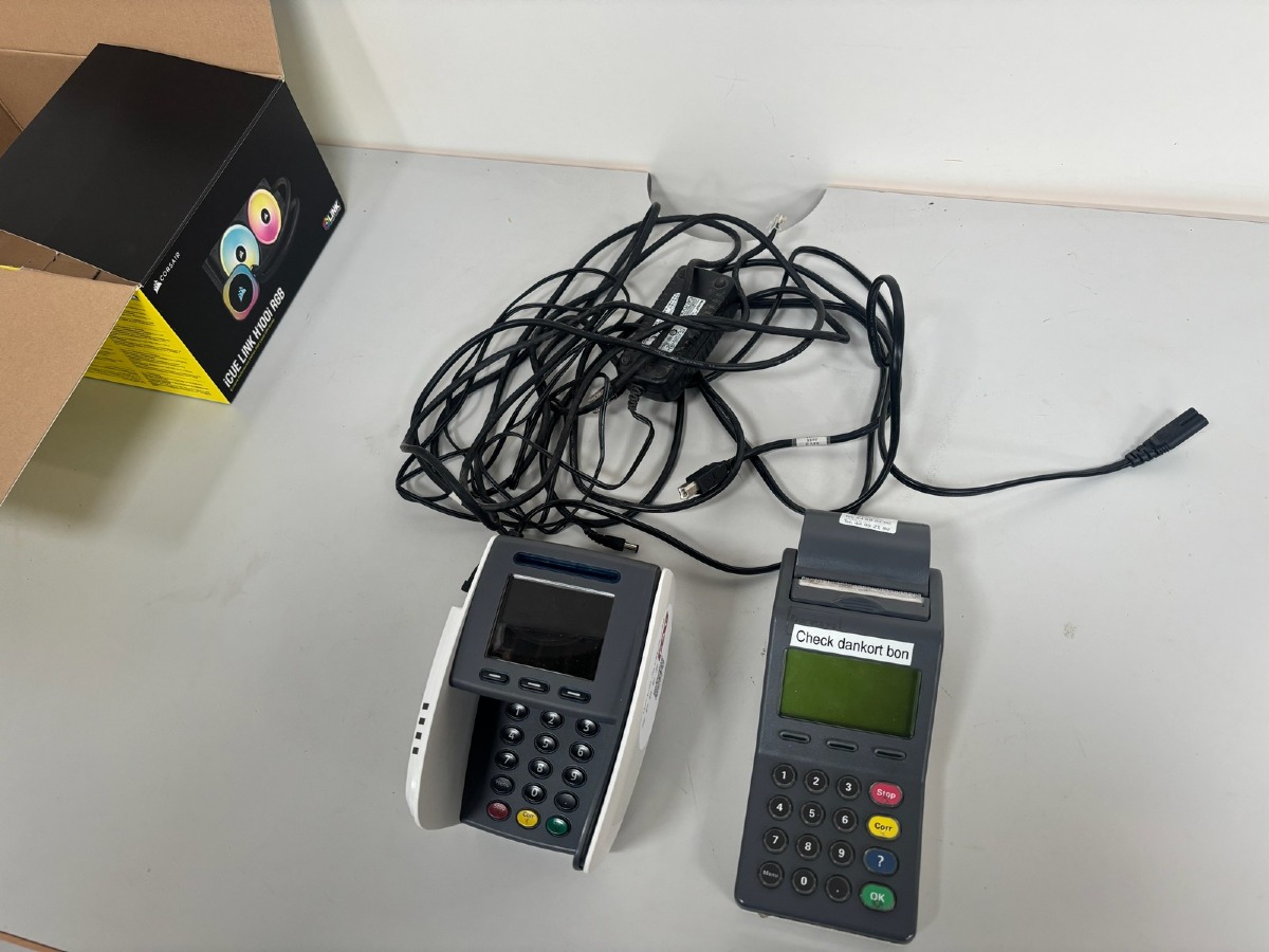 Banksys Yomani betalingsterminal + bonprinter (komplet sæt)