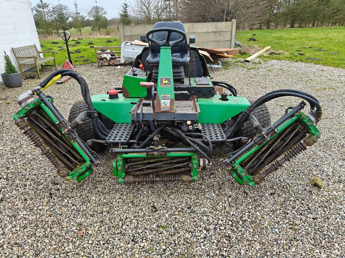 John Deere græsslåmaskine 