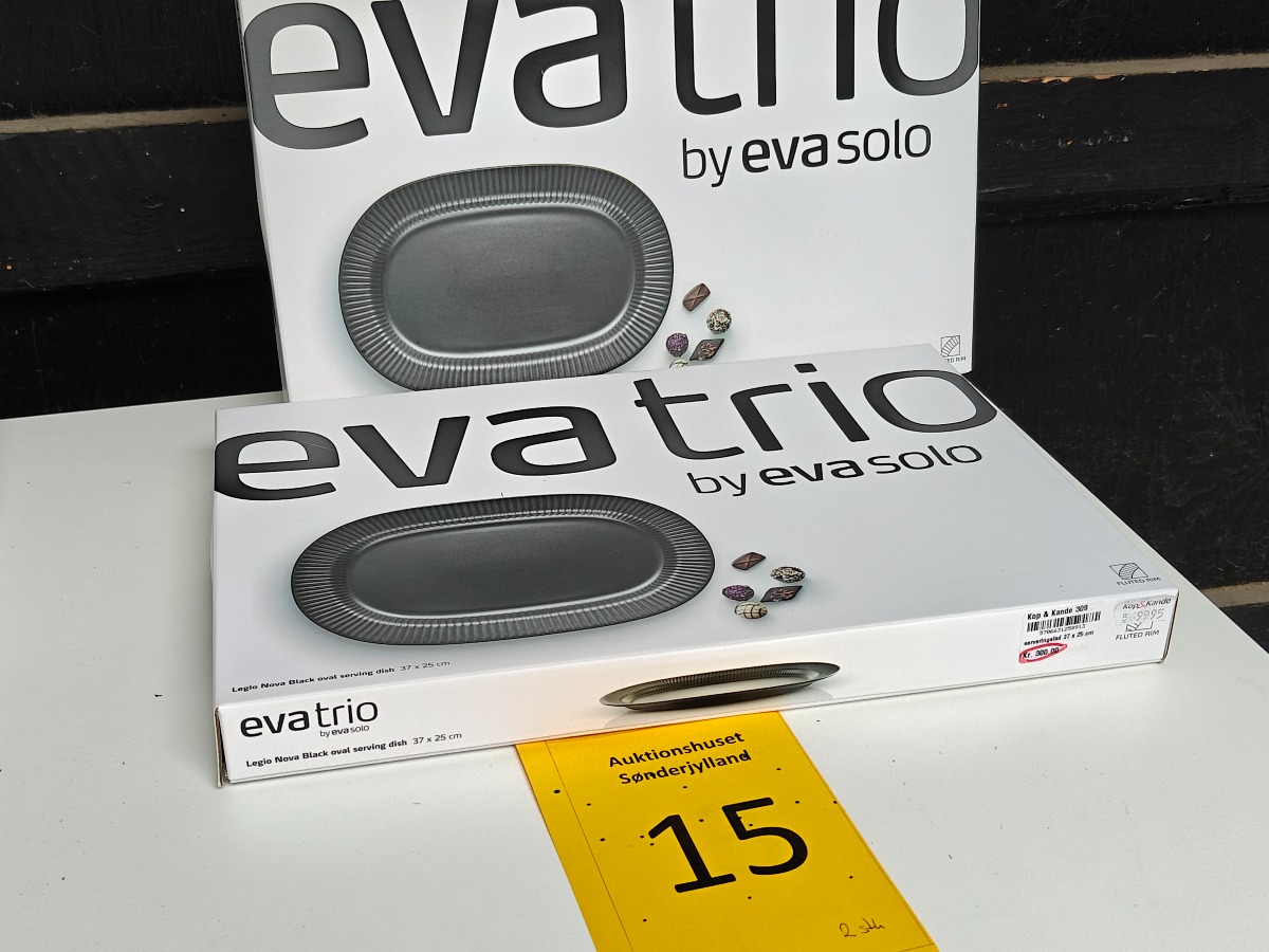 Eva Trio Legio Black serveringsfad. (2)