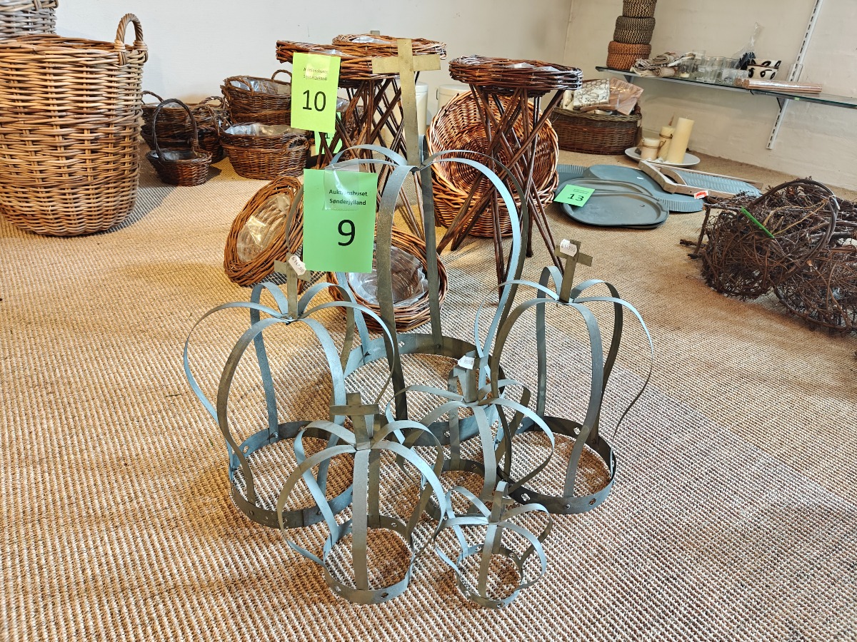 6 kroner af galvaniseret metal