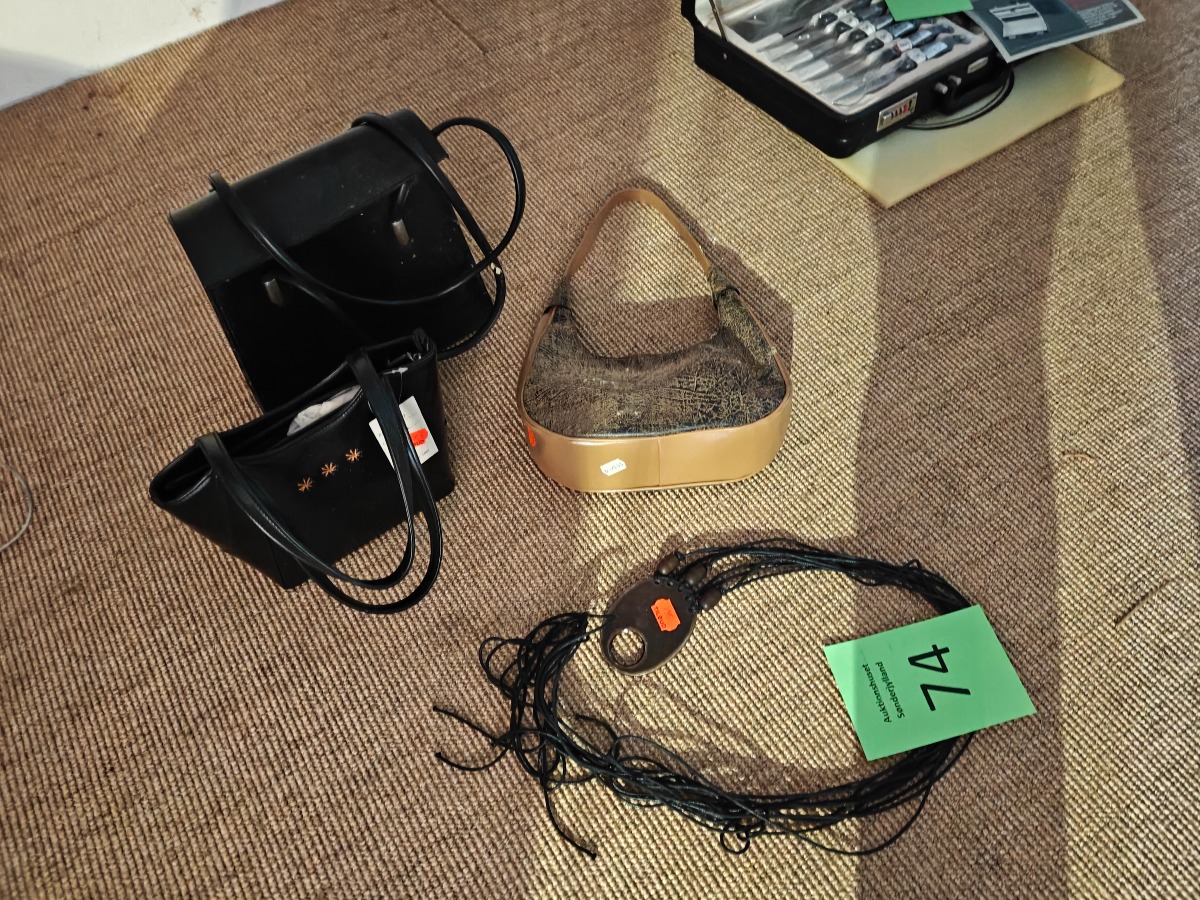 3 tasker samt bælte