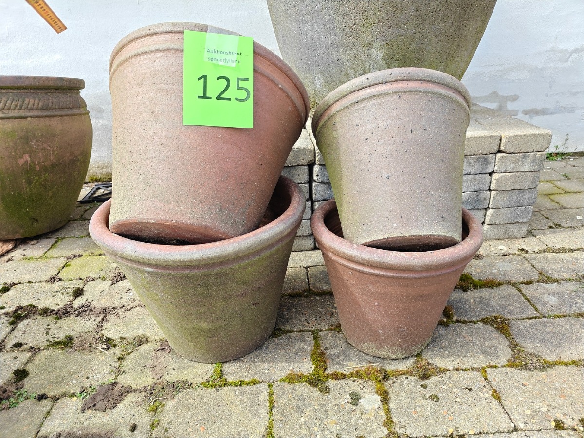 4 krukker af uglasseret keramik