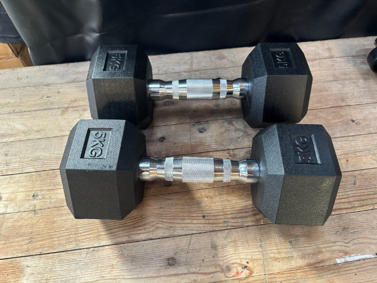 2 stk. 5kg håndvægte (Ubrugt)