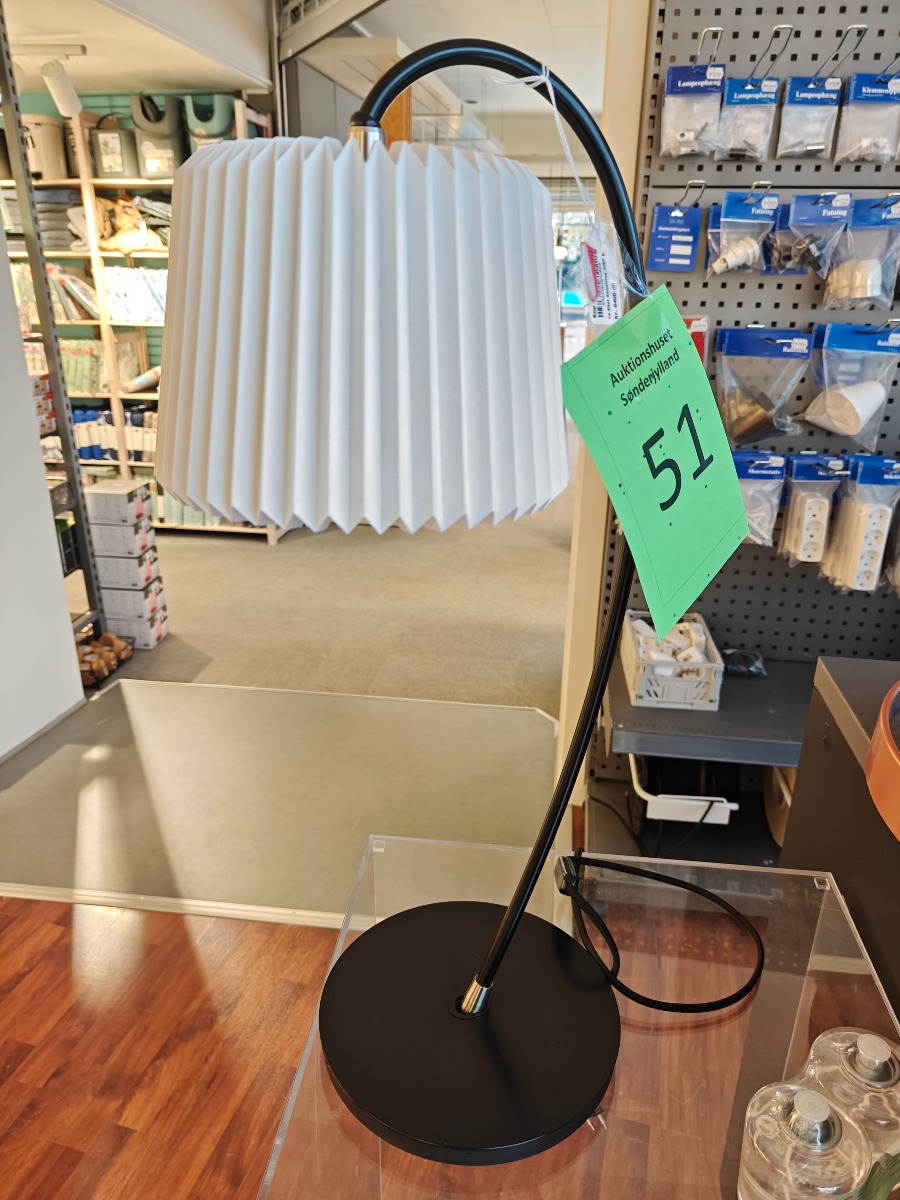 Le Klint Snowdrop bordlampe