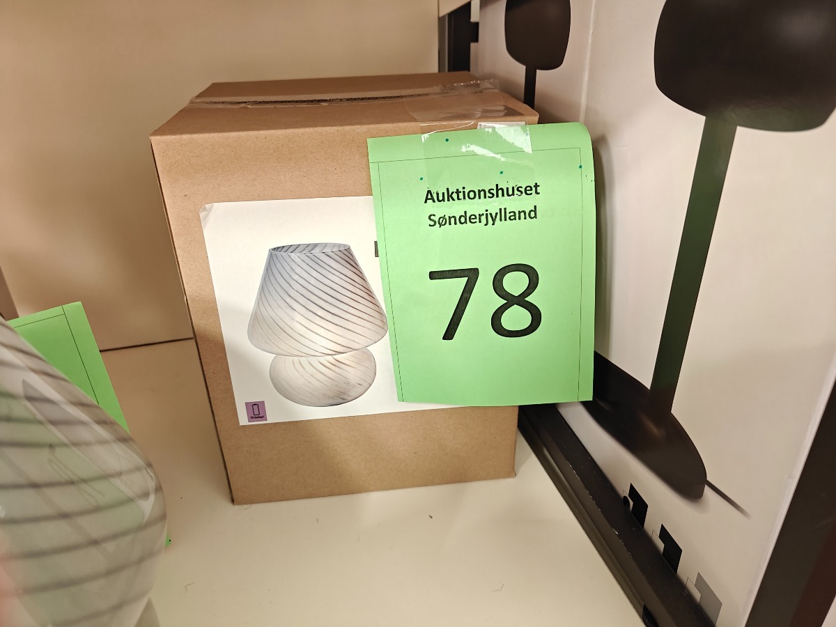 Da'core bordlampe til batteri. 